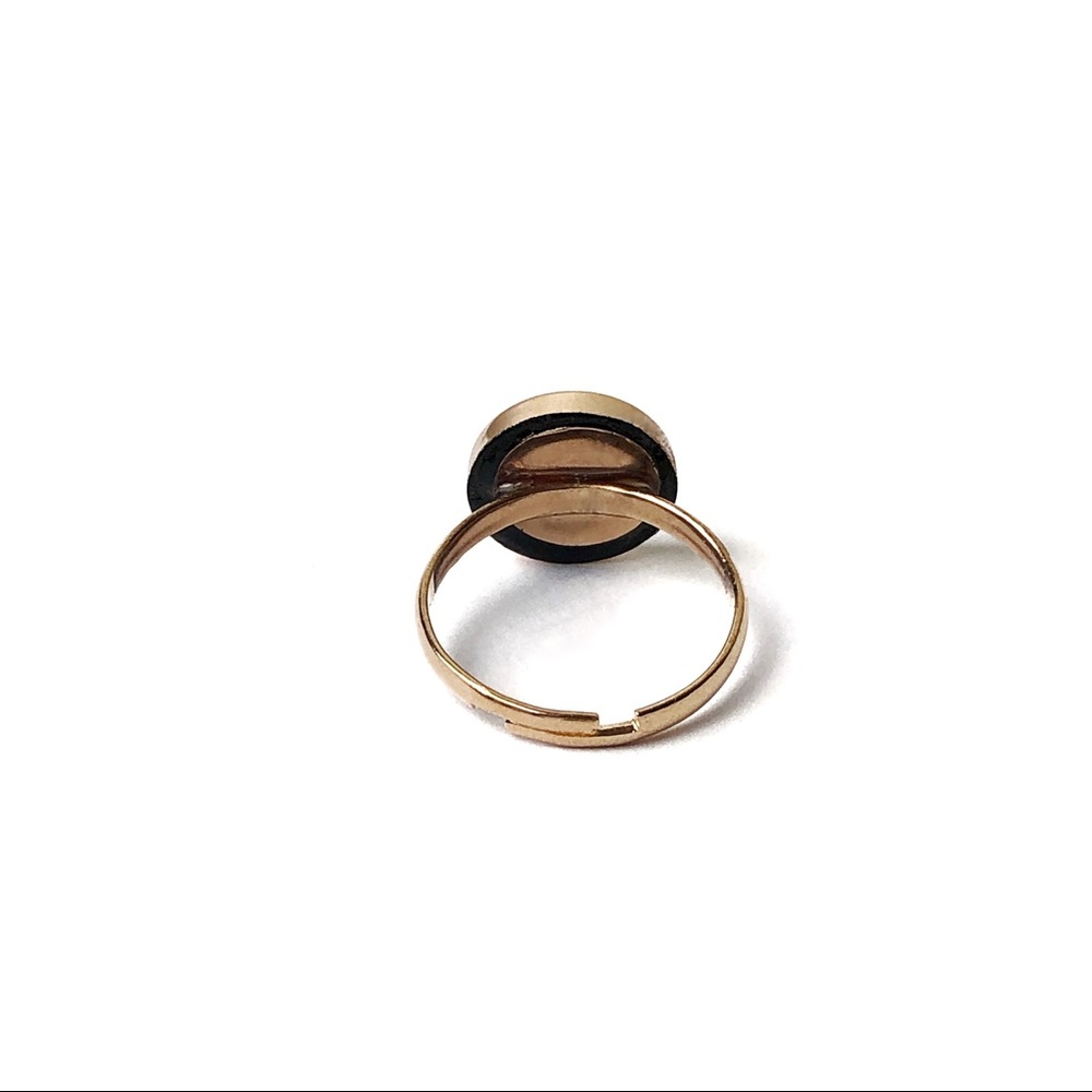 Daisy Ring - Picture 3 of 7